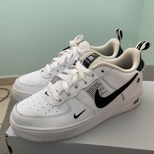 Nike Air Force 1 LV8 Utility
